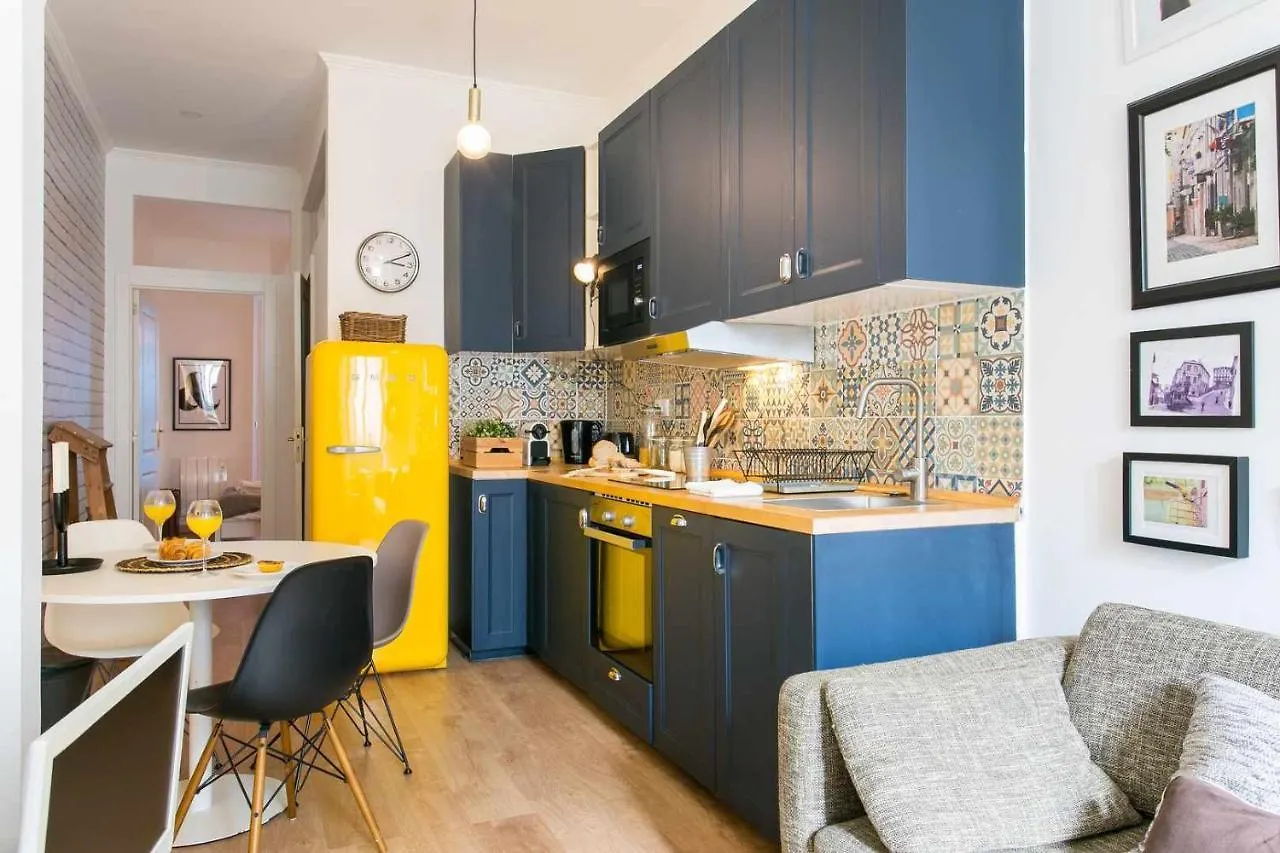 Charming Lisbon Home With Terrace St Amaro