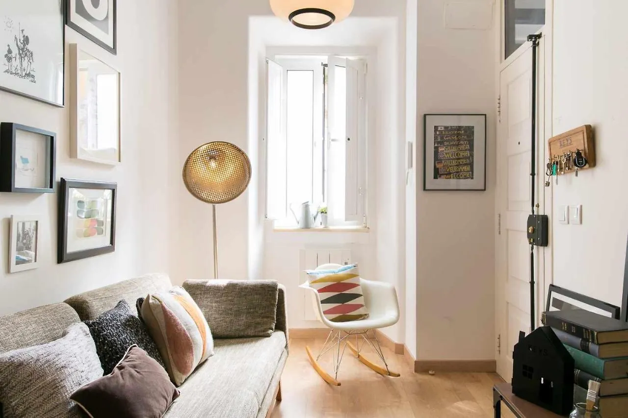 Charming Lisbon Home With Terrace St Amaro 0*,